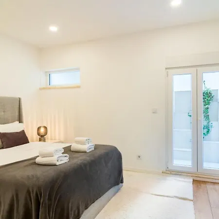 Campo De Ourique Gallery By Gonzalo's Guest Appartement