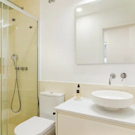 Campo De Ourique Gallery By Gonzalo's Guest Appartement